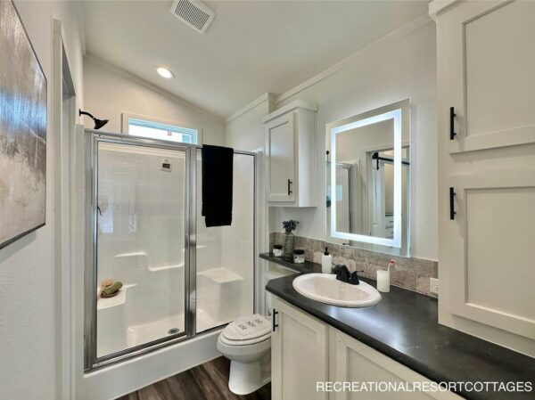 Pennecamp 1Bed - 1Bath 399sf - Image 3