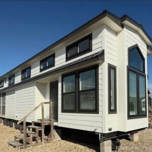 The Eagles Landing - 1 bed/1 bath 399 sq ft (Used)